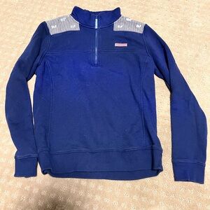 Vineyard Vines women’s quarter zip size small.